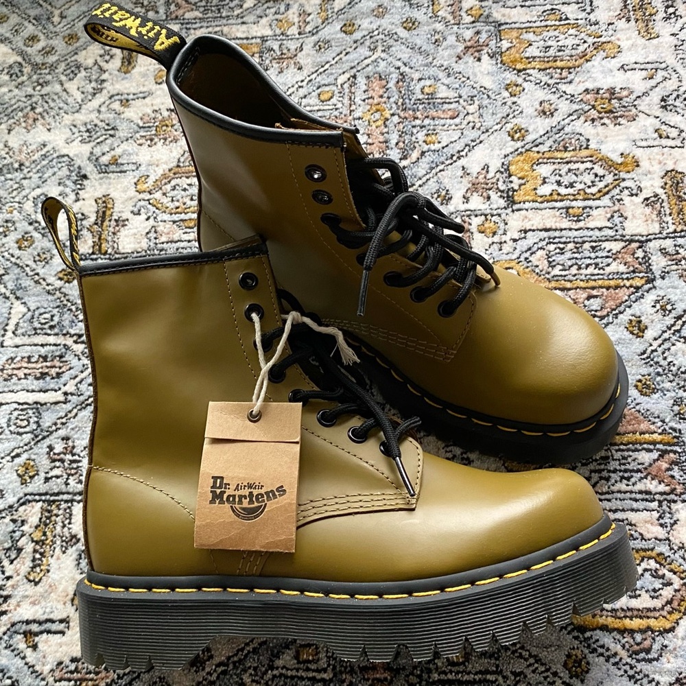 Dr Martens 1460 leather boots